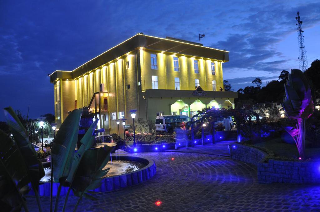Hotel 2